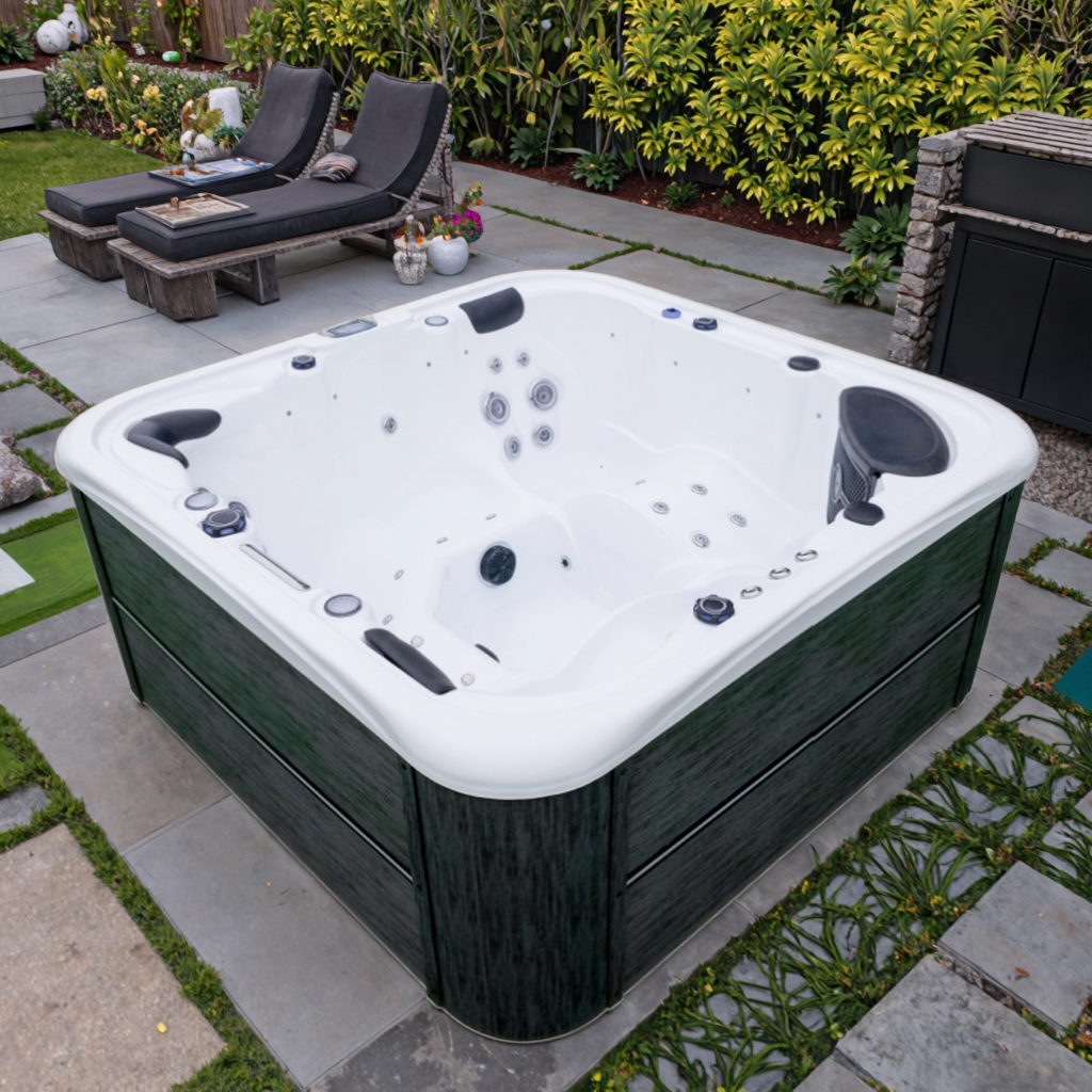 outdoor whirlpool