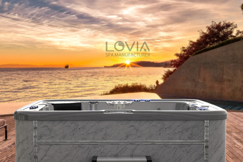 Hvorfor føler jeg mig tørstig efter et spa-jacuzzi?