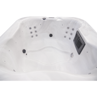 4 személyes jakuzzi kültéri süllyesztett pezsgőfürdővel