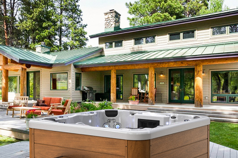 Jakou váhu unese akrylátová vířivka?