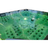 Garden Acrylic Spas Heated Whirlpool Tub With Adjustable Jets