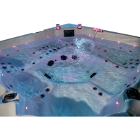 Garden Acrylic Spas Heated Whirlpool Tub With Adjustable Jets
