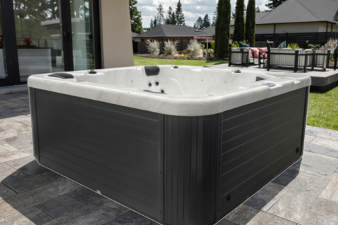 How LOVIA® Helps Businesses Create High-End Outdoor Wellness Spas?