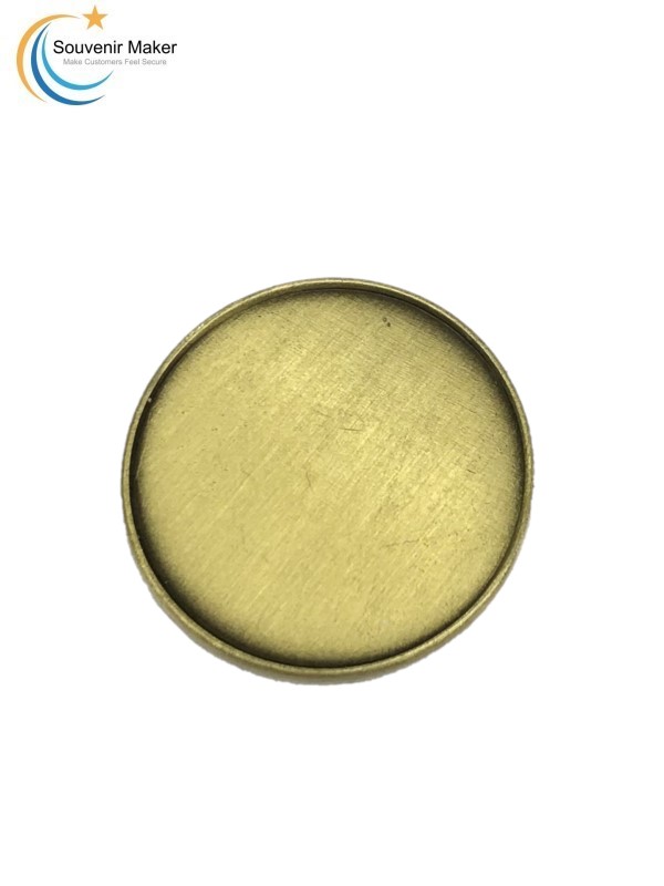 Spersonalizowana moneta Challenge z wykończeniem w kolorze antycznego mosiądzu