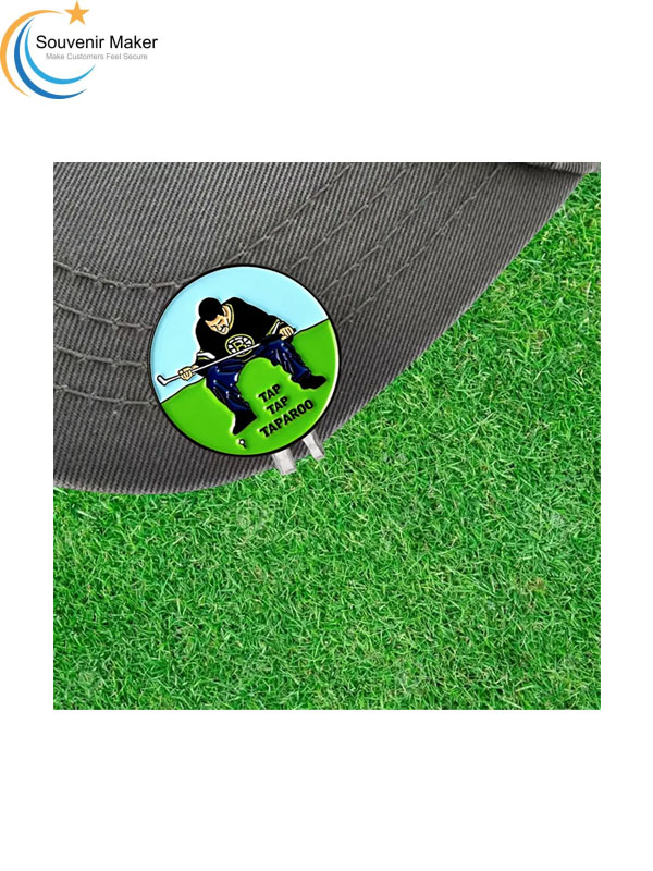 Sports Hat Clip