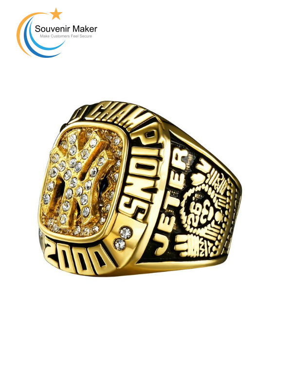 Матовое золотое чемпионское кольцо