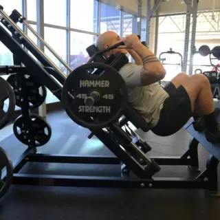 Hammer Strength Hack Squat-DHS-4045