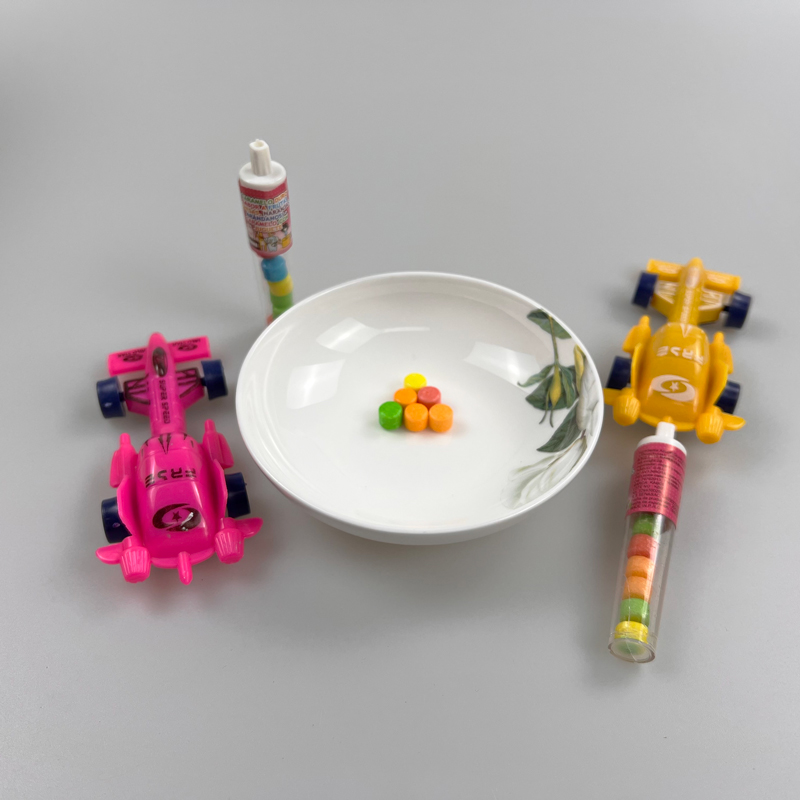 Toy formula one racing car with tasty fruits flavor tablet candy toy candy