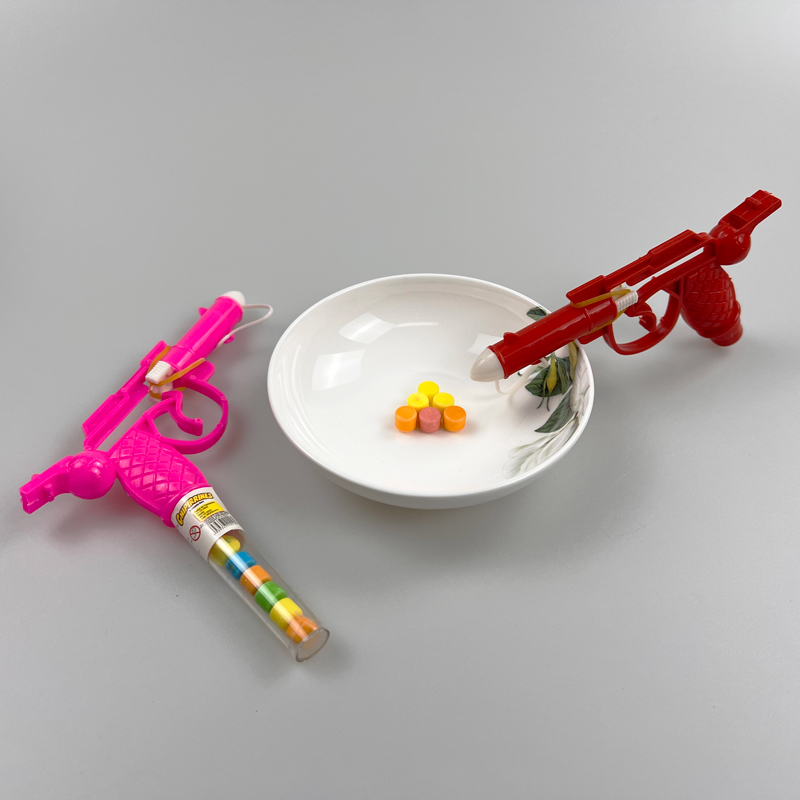 Kids favorite toy catapult pistol with tasty fruity tablet candy toy candy