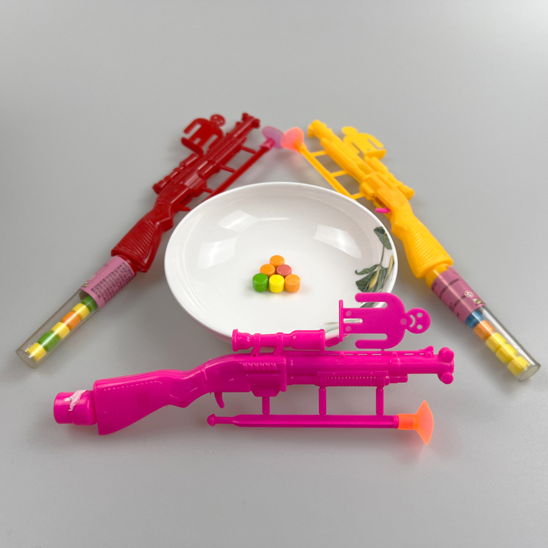 Funny toy gun with target colorful fruits flavor tablet candy toy candy