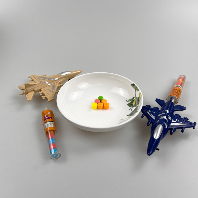 Super cool toy combat aircraft with colorful fruity pressed candy toy candy