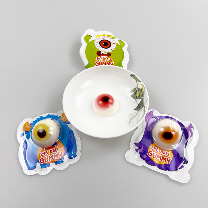 New arrival monster eye ball shape delicious sweet gummy candy soft candy