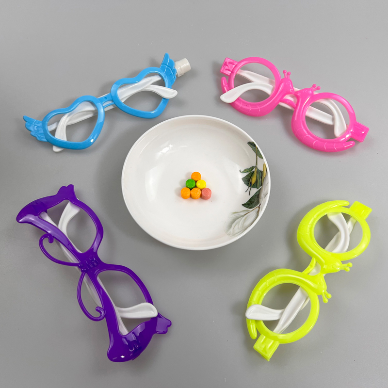 Wholesale Various Shape Toy Sunglasses with Multiple Colored Fruity Hard Pressed Candy