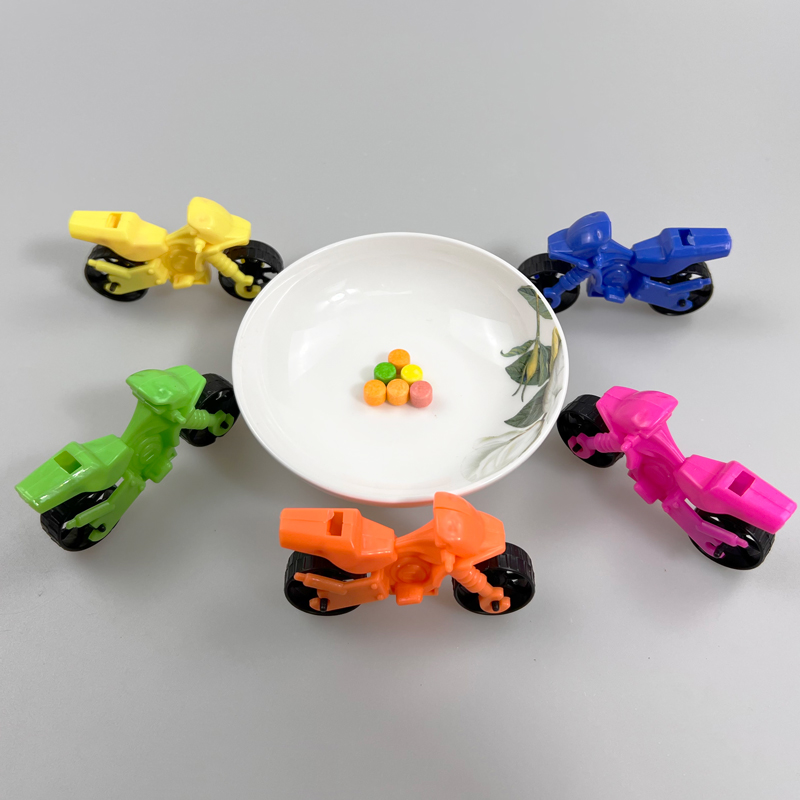 Hot Sale Racing Toy Motorcycle and Whistle with Multicolored Fruity Hard Candy