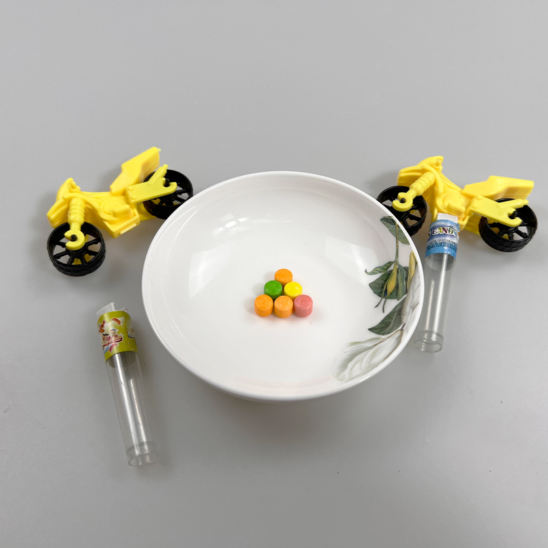 Hot Sale Racing Toy Motorcycle and Whistle with Multicolored Fruity Hard Candy