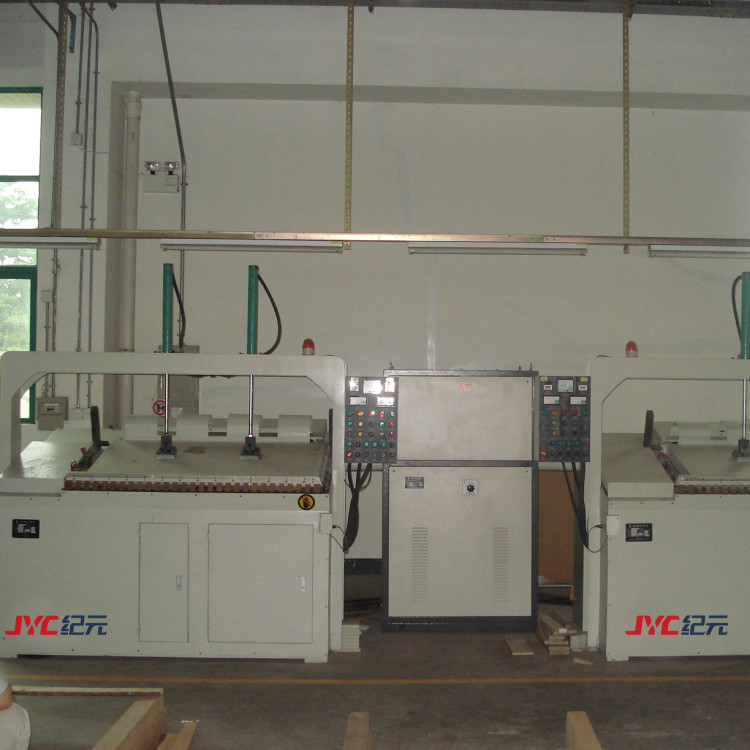 उच्च आवृत्ति छोटे आकार के किनारे से चिपके बोर्ड को जोड़ने वाली मशीन