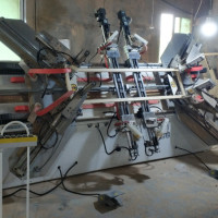 एचएफ स्लैंट वर्कटेबल लकड़ी फोटो फ्रेम असेंबली मशीन