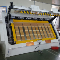 Máquina de montagem de estrutura inclinada de alta frequência