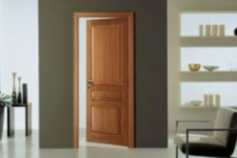 ¿CÓMO HACER UNA PUERTA DE MADERA MACIZA?