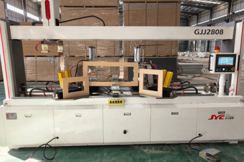 Wood Frame Clamps vs. HF Wood Frame Assembly Machines – Which is Better for Frame Production?