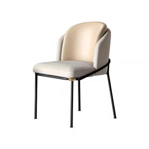 Joanna Spisestol med moderne design