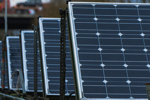 2023年の最初の3四半期で、太陽光発電の累積設置容量は5億2,000万キロワットを超えました