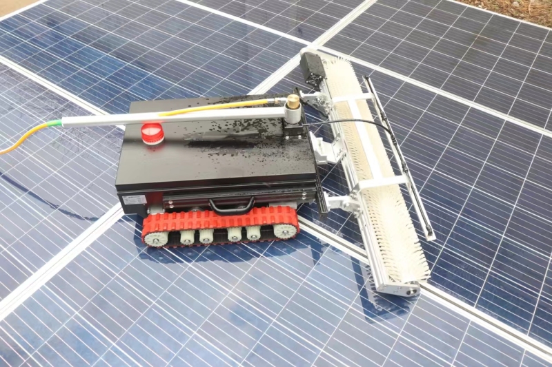 Photovoltaic cleaning robot X7