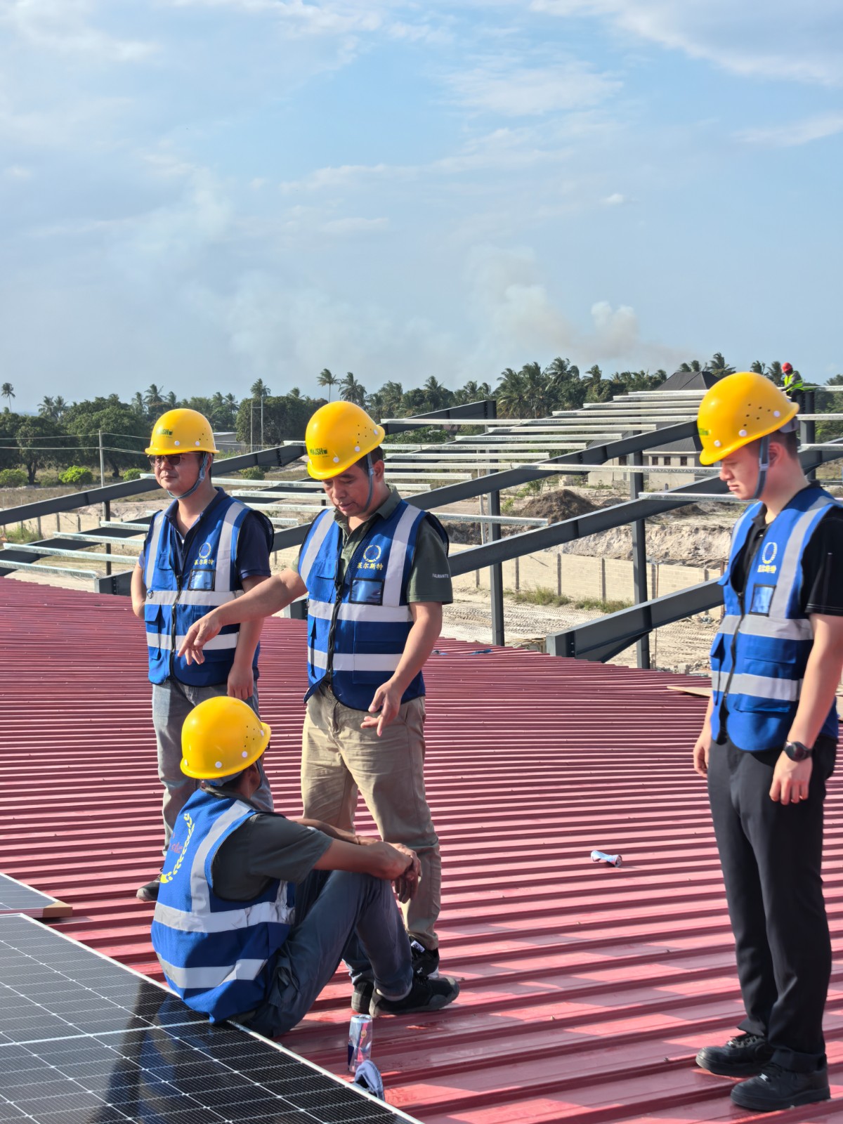 SOLAR PANEL SOLAR PANEL