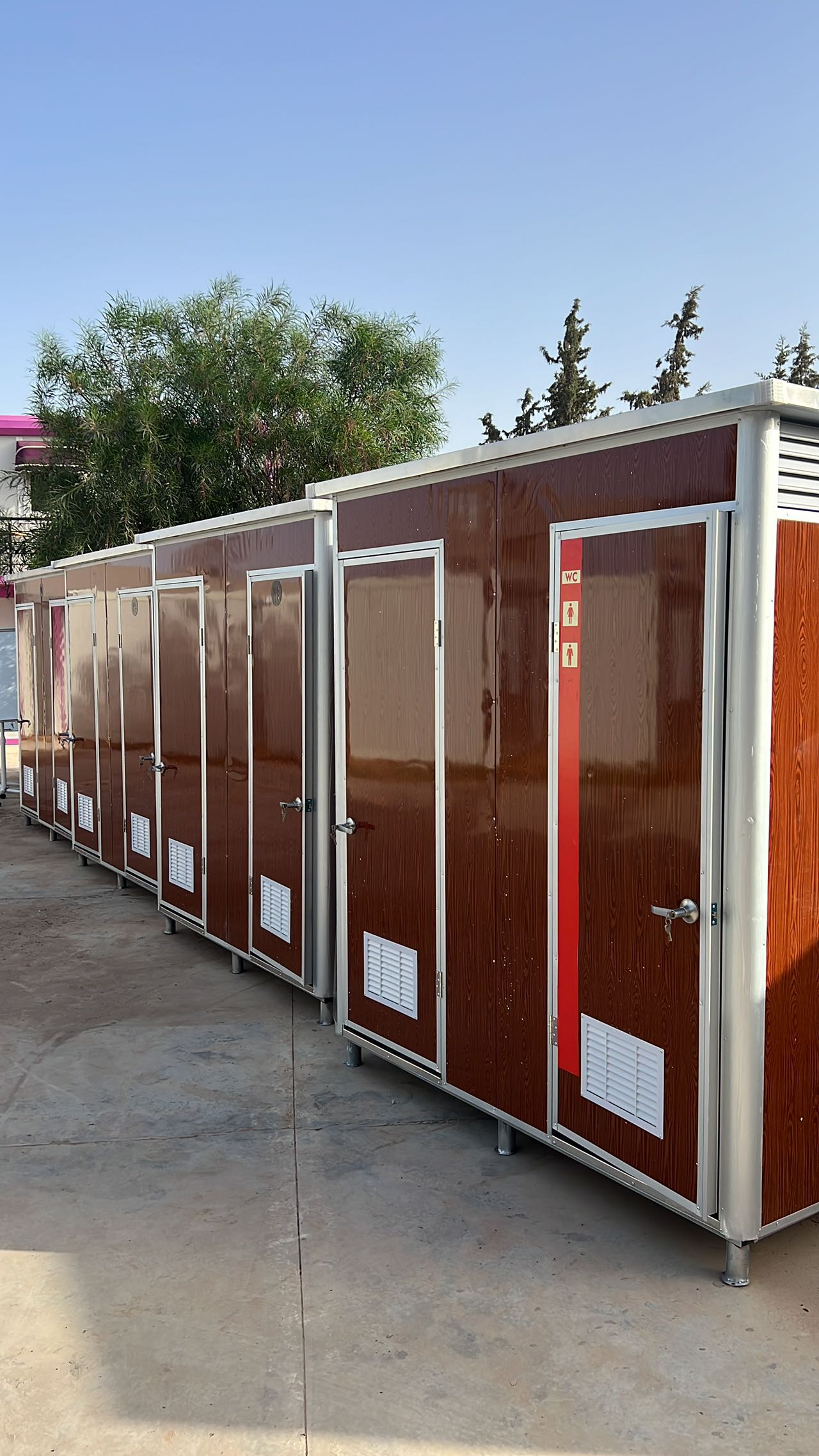 Prefabricated Seated HDPE Portable Toilet Bathroom