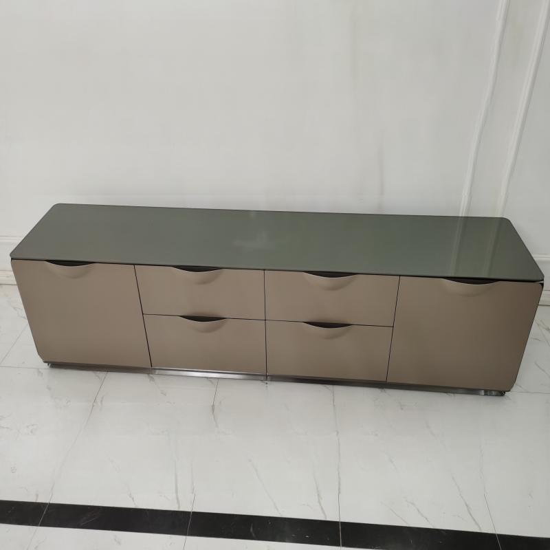 High capacity cabinet