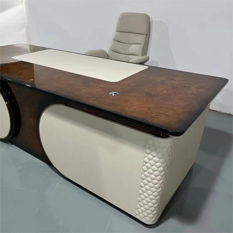 Luxurious Study desk