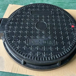 Chiusino rotondo incernierato SMC da 600 mm