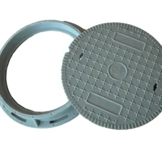 מכסה ביוב 700 מ