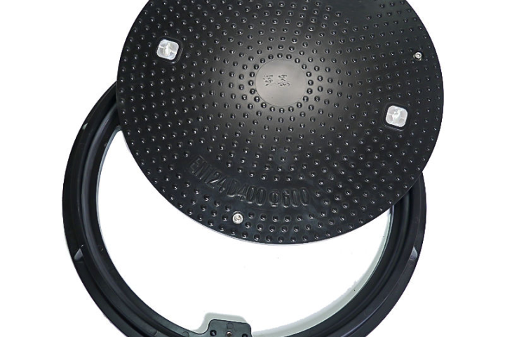 מכסה ביוב מרוכב EN124 D400 SMC: עמיד בפני נזקים חזקים, אנטי-סטטיים וכימיים (פתח שקוף 600 מ