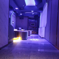 טרצו לבן של שאנל, טרצו יצוק מראש בצבע לבן