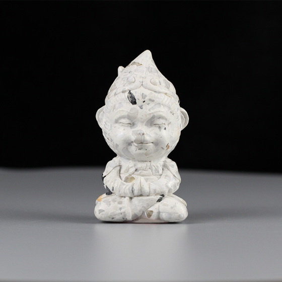 Manufatto intagliato in terrazzo