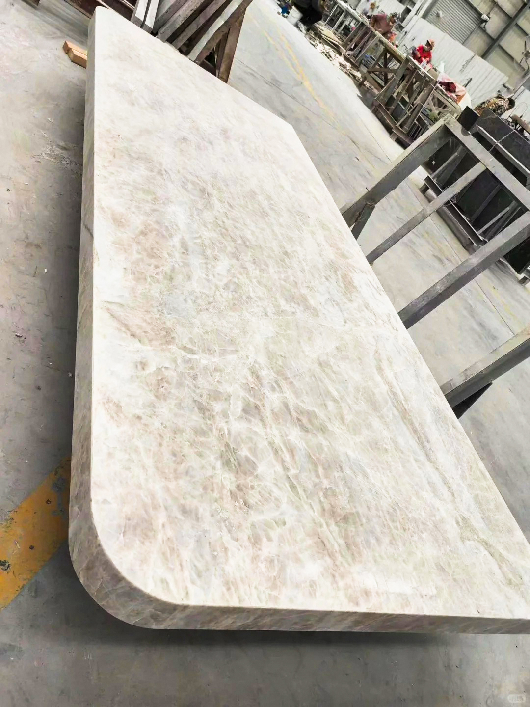 Taj Mahal quartzite slab