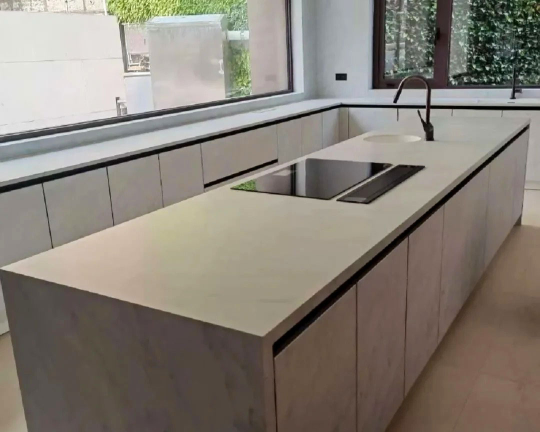Calacatta Sintered Stone