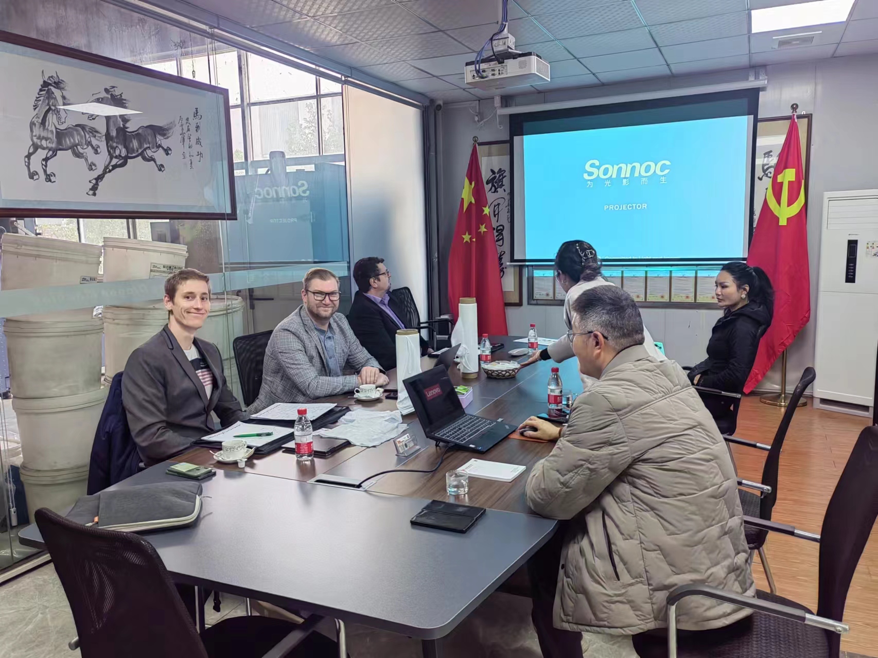 Grupo Lenzing visitando King Dragon para reunião técnica e comercial