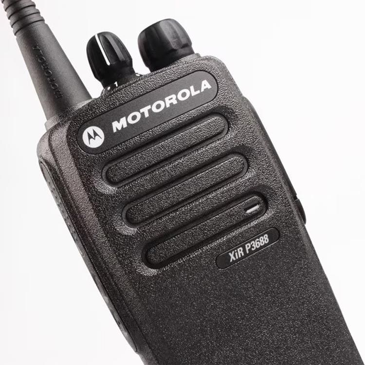 Motorola Mototrbo XiR P3688 Digital Walkie Talkie