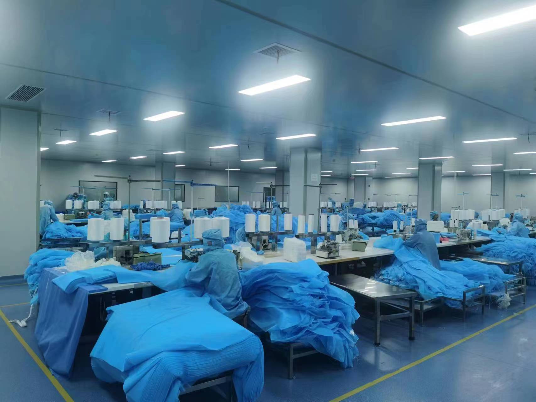 disposable isolation gowns