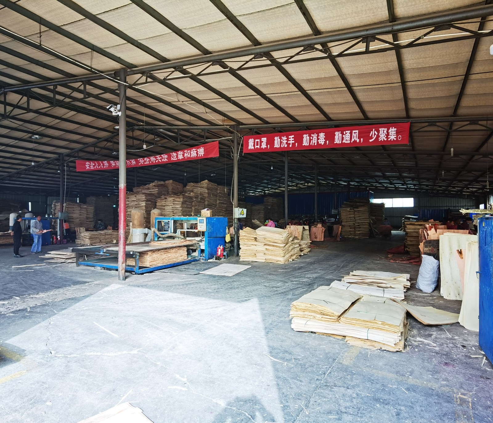 Veneer laying workshop