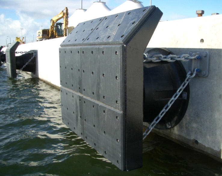 What are the main uses of UHMWPE Marine fenders
