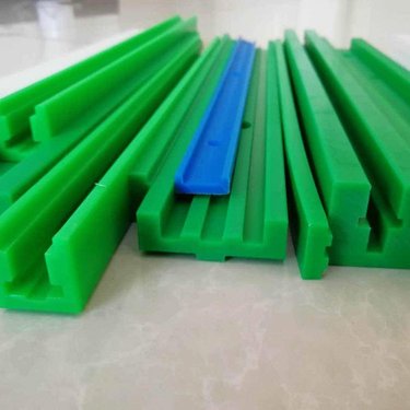 Plastic Wear Strips Made Of HDPE And UHMWPE