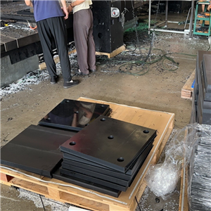 Uhmw-pe Coal Bunker Board Lapisan Hopper Lining Super Slaid Pelinciran Sendiri Trak Dump Plastik Dan Pelapik Treler