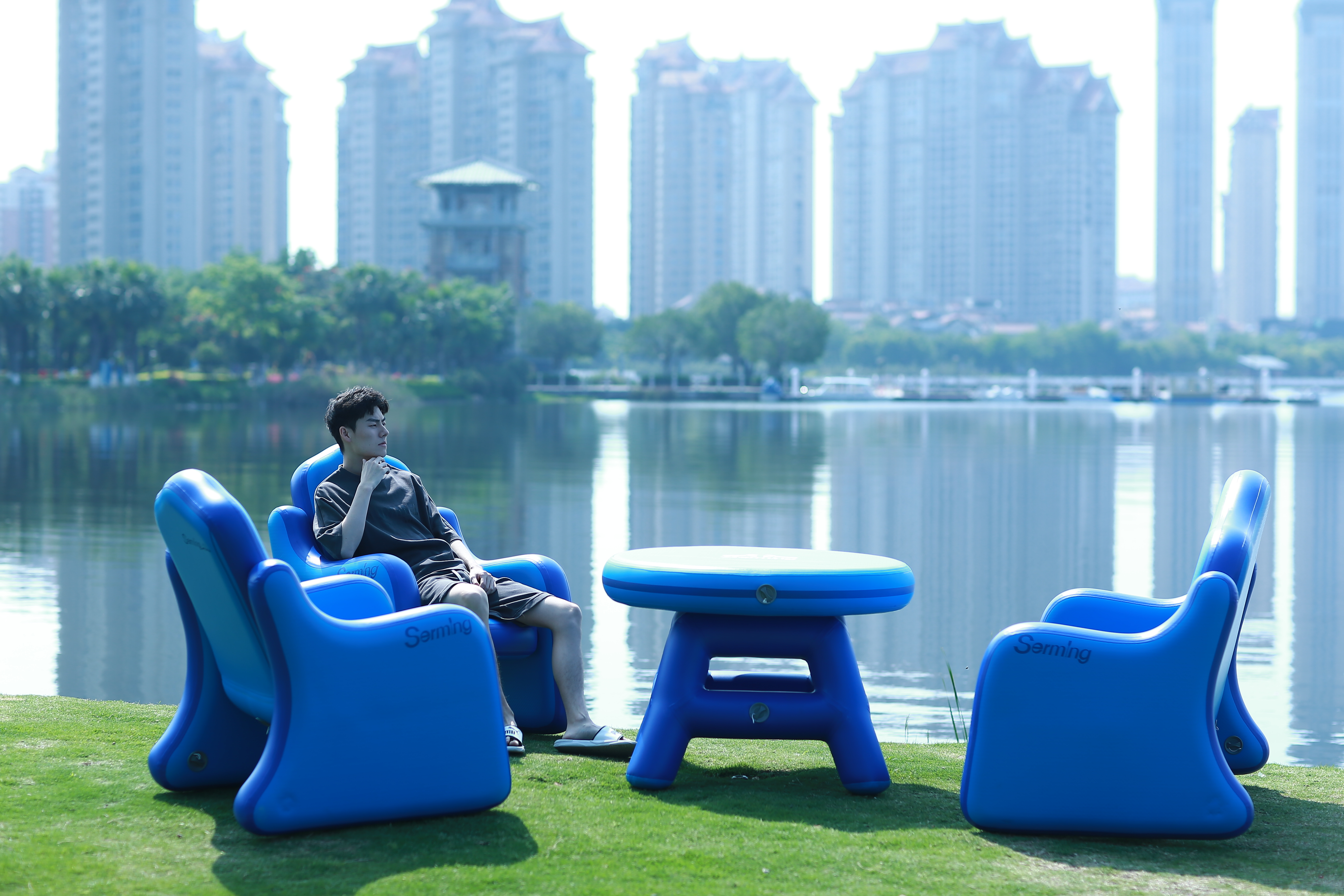Inflatable Entertainment Seat
