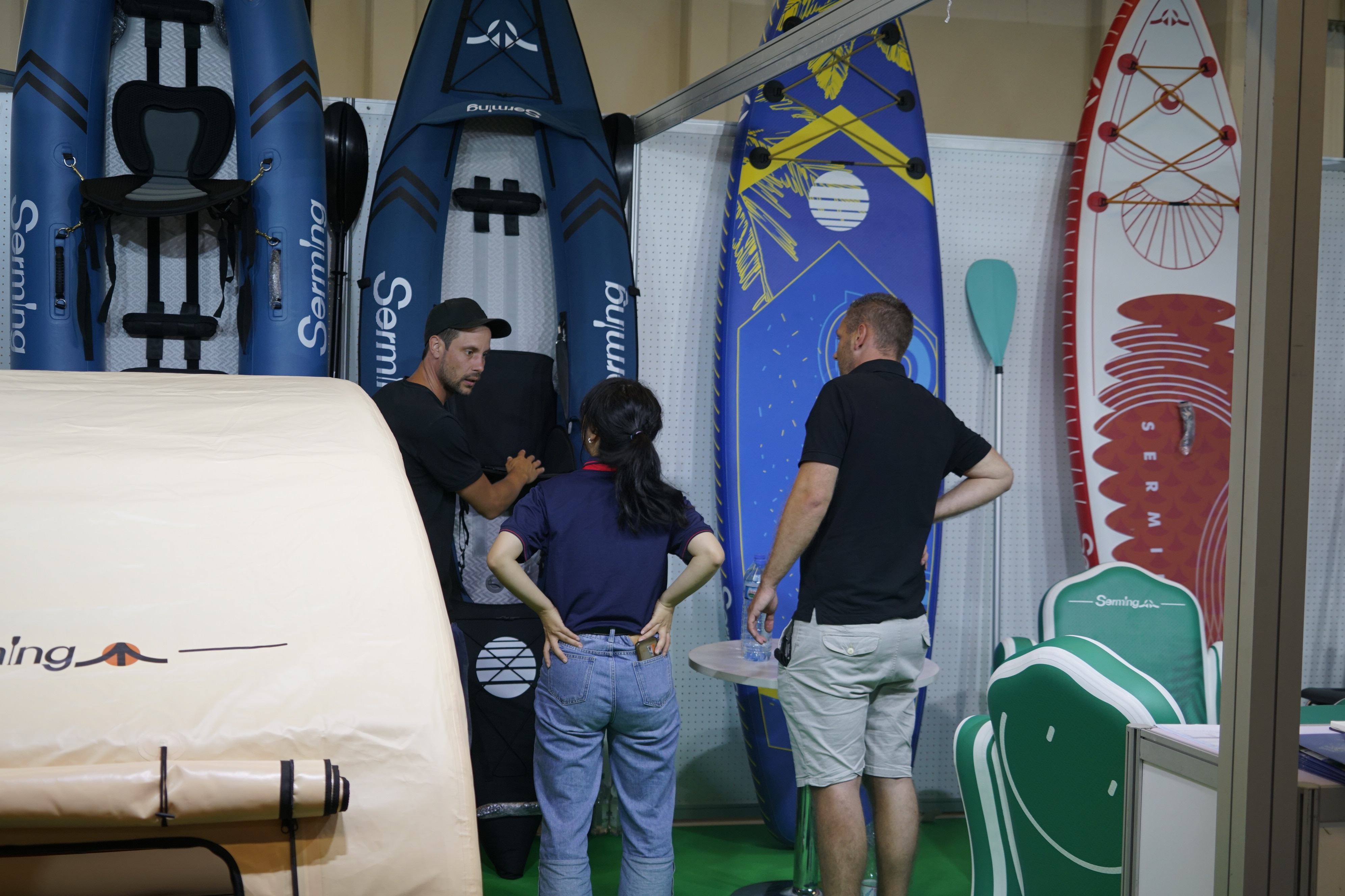 inflatable kayak 