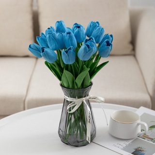 Mesterséges tulipán virágok dekoratív