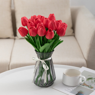 Mesterséges tulipán virágok dekoratív