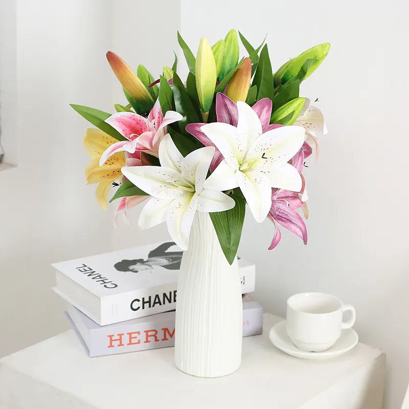 Hiasan Bunga Lily Buatan